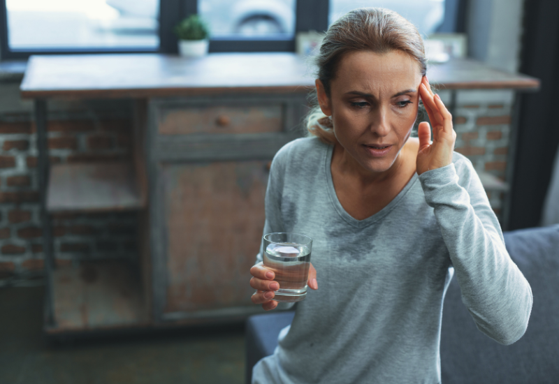 How Do I Know If I’m in Perimenopause or Menopause? Signs Explained Simply